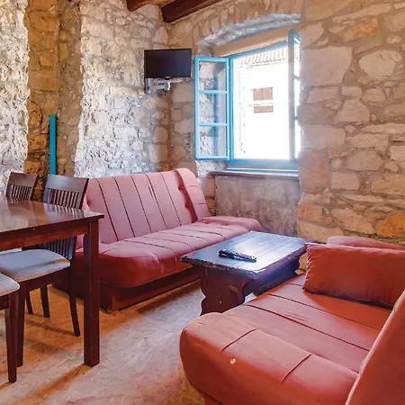 Appartamento Amazing In With Wifi Susak